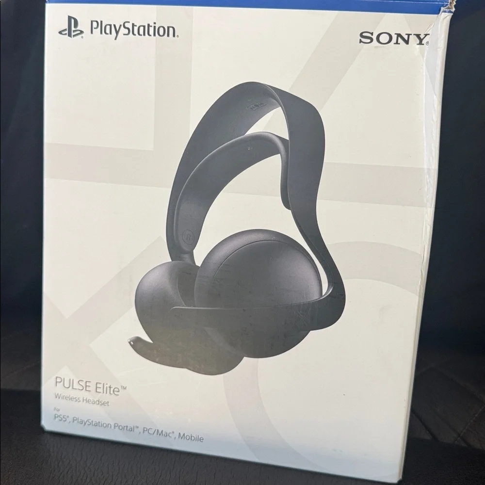 Sony Black Wireless Gaming Headset Used like new